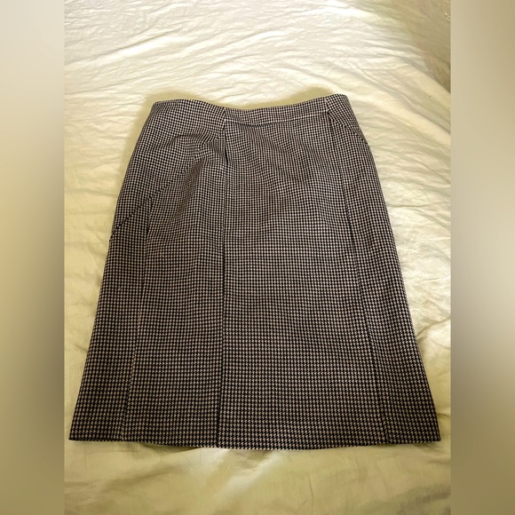 Premise Studio Black And Brown Herringbone Skirt - Picture 4 of 6